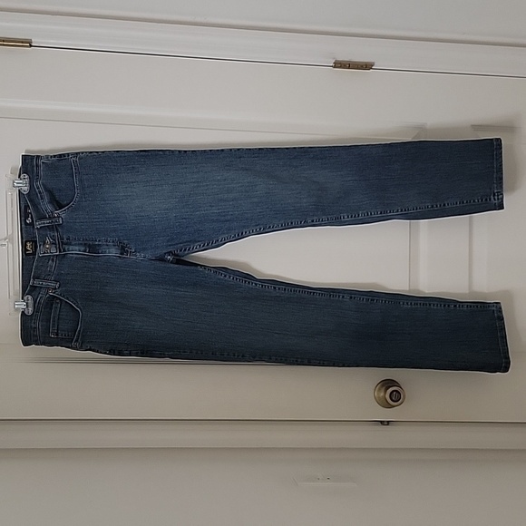 BLOWOUT SALE!!!  Lee Jeans, Size 33 X 32 Very Good Used Condition - Picture 1 of 12